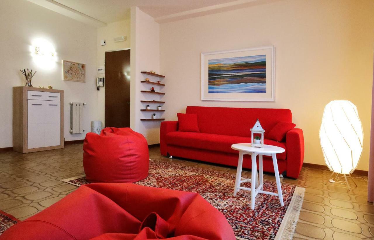 Casa Del Sole Appartement Prato  Buitenkant foto